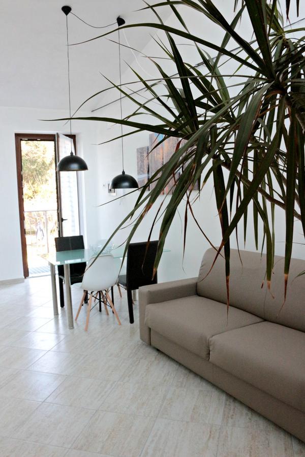 Paradeisos Residence Sas Somma Lombardo Exterior foto