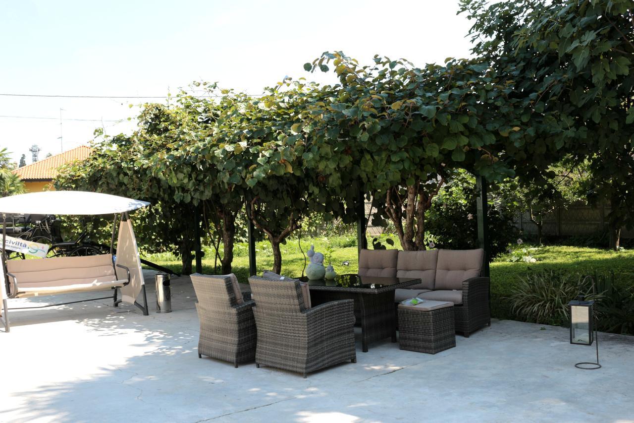 Paradeisos Residence Sas Somma Lombardo Exterior foto