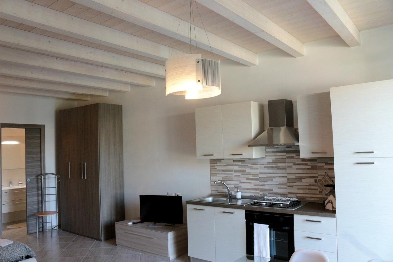 Paradeisos Residence Sas Somma Lombardo Exterior foto